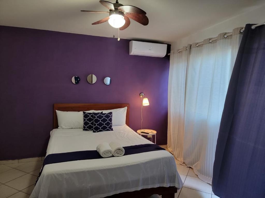Hotel Sea Breeze Сосуа Экстерьер фото